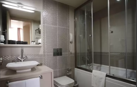 HOME STAY HOME SISLI